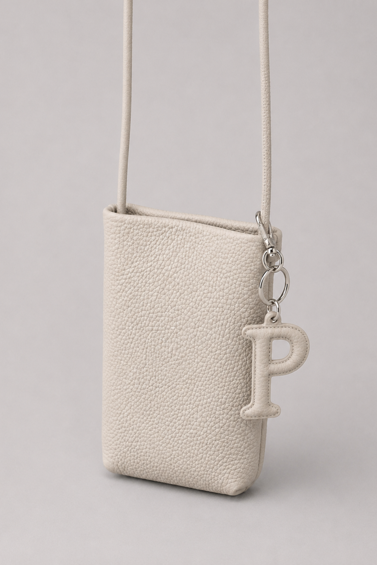 SASZETKA "P" CHARM CASE