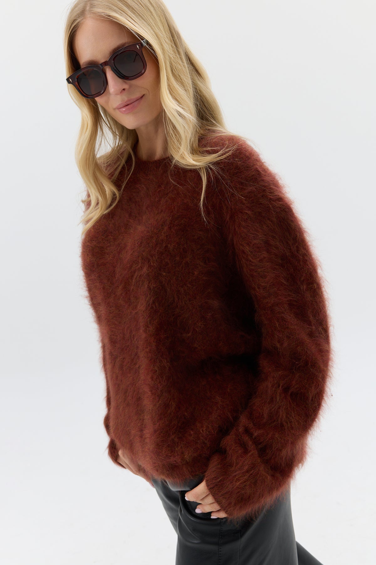 SWETER FLUFFY TOUCH