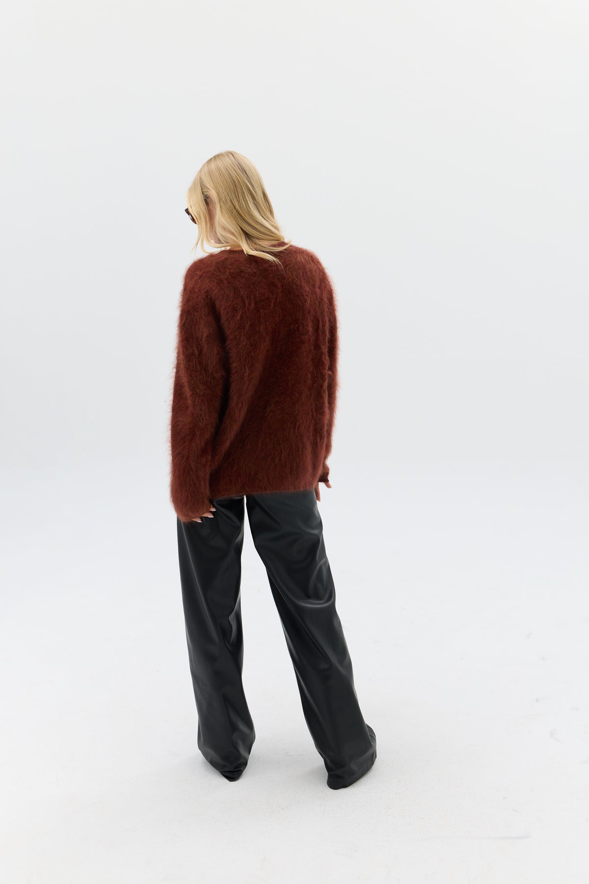 SWETER FLUFFY TOUCH