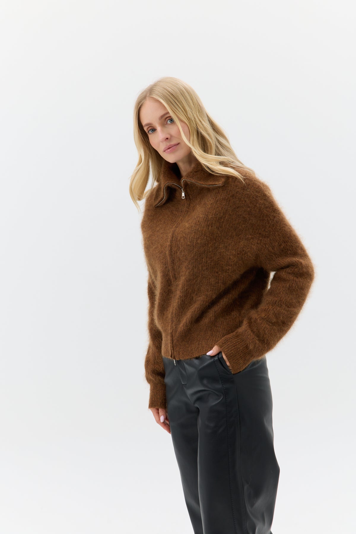 SWETER ZIP VELARIA