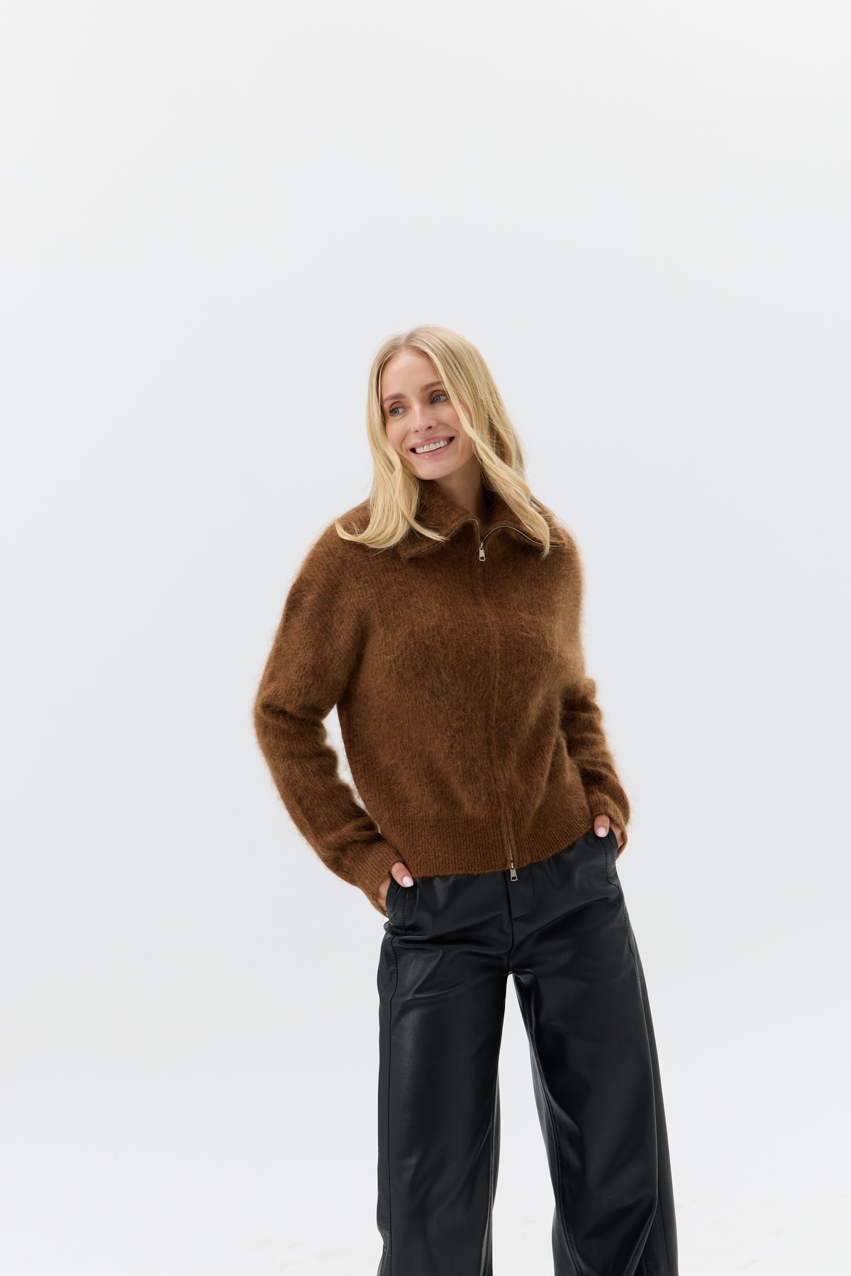 SWETER ZIP VELARIA