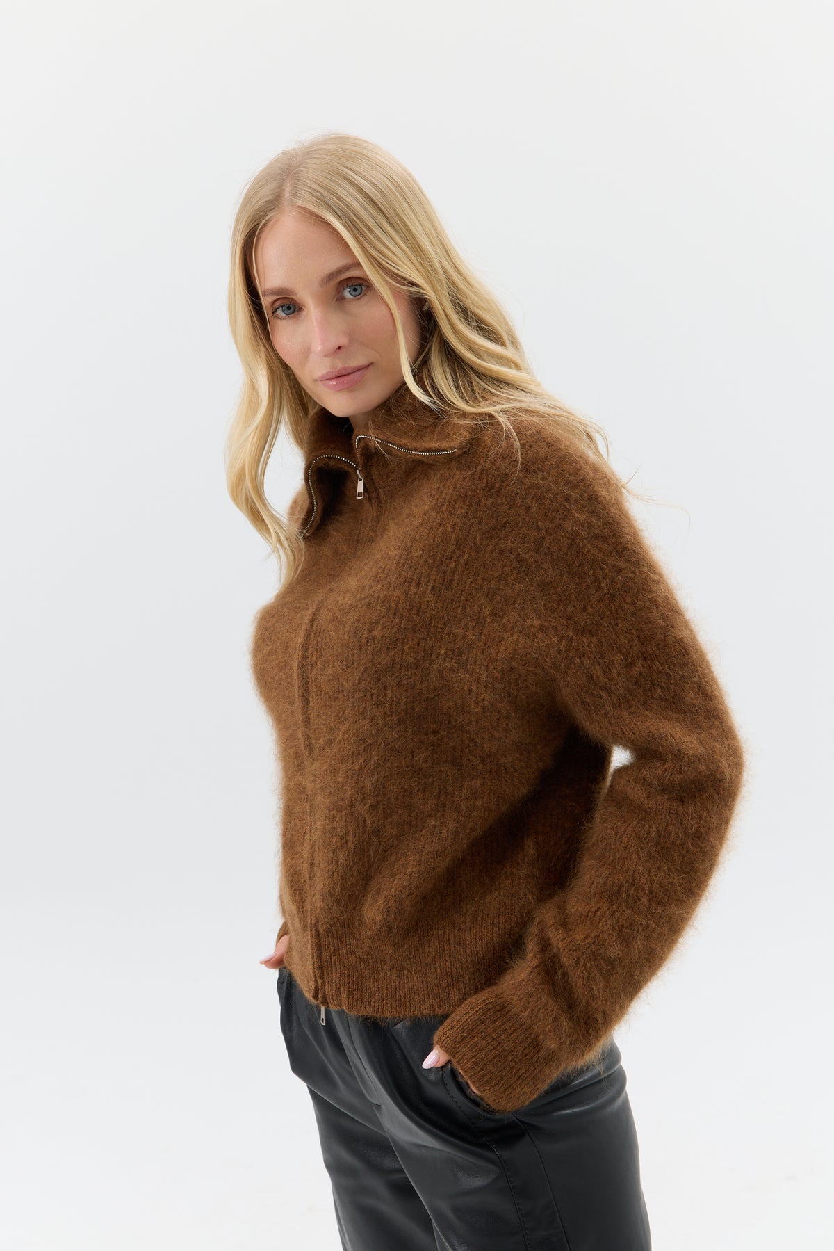 SWETER ZIP VELARIA