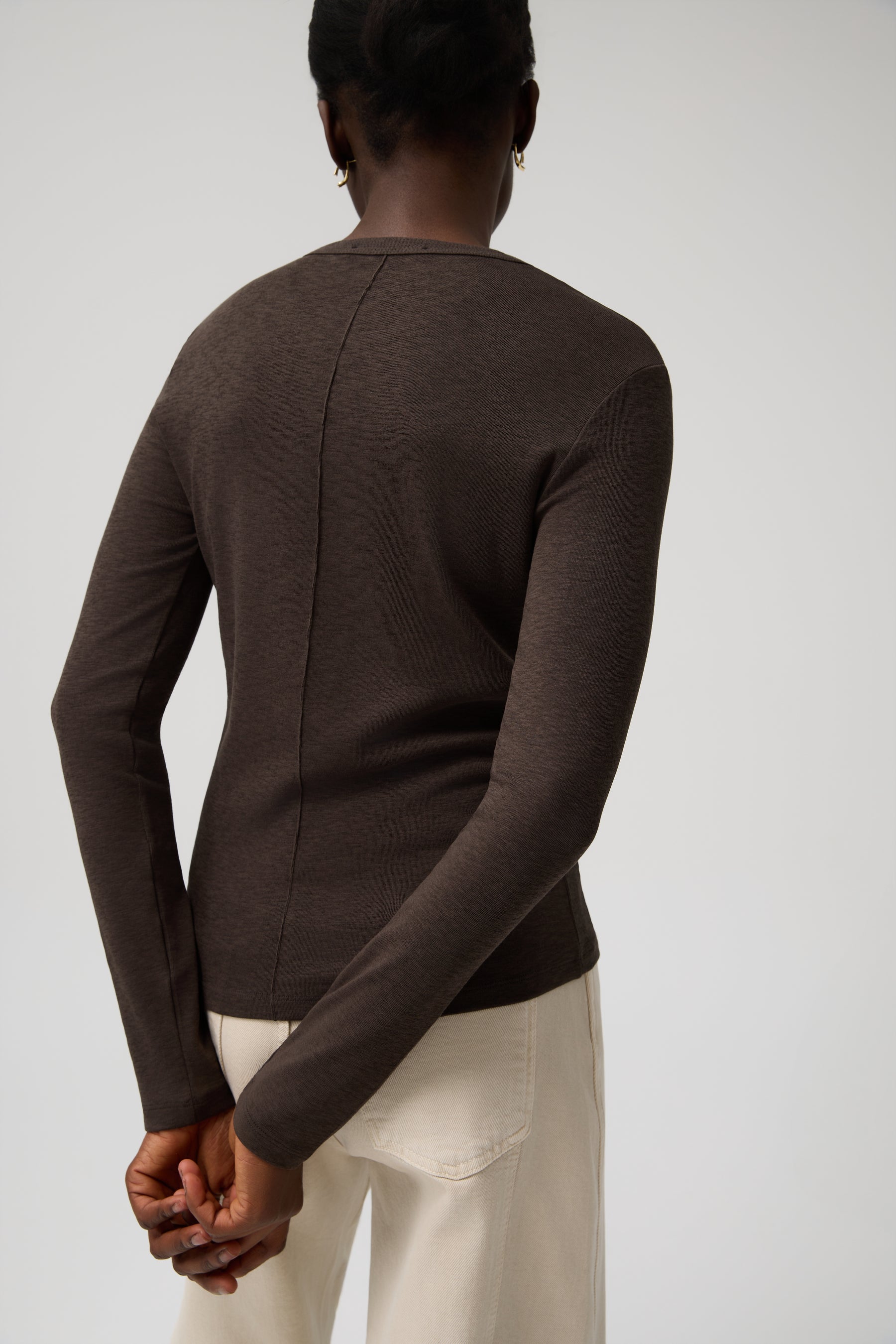 BLUZKA ESSENTIAL LONGSLEEVE
