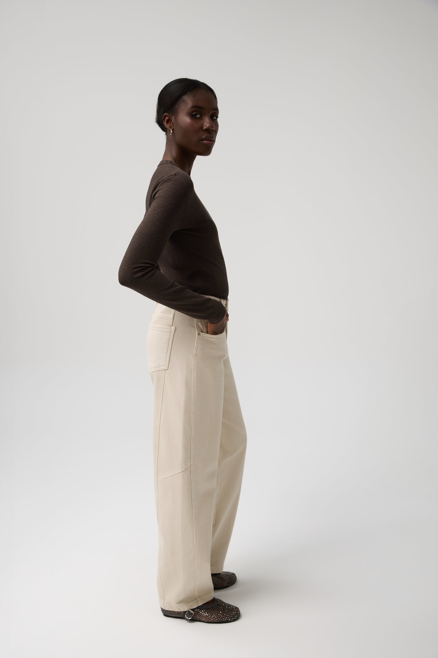 BLUZKA ESSENTIAL LONGSLEEVE