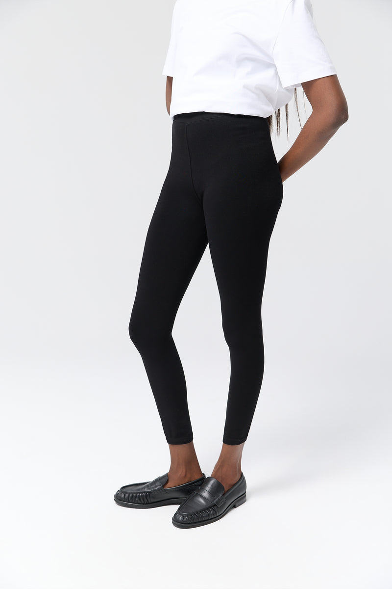 LEGGINSY WYSZCZUPLAJĄCE  BASIC