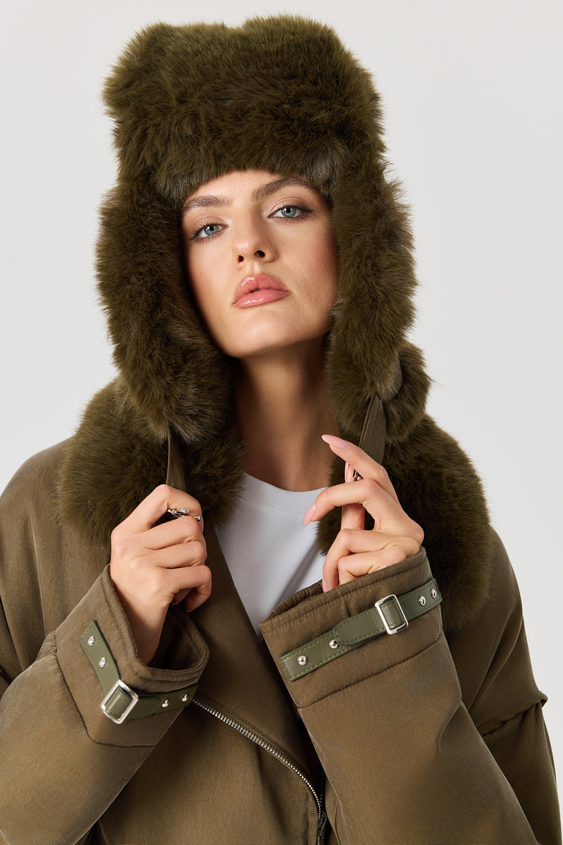 CZAPKA FUR VERDE