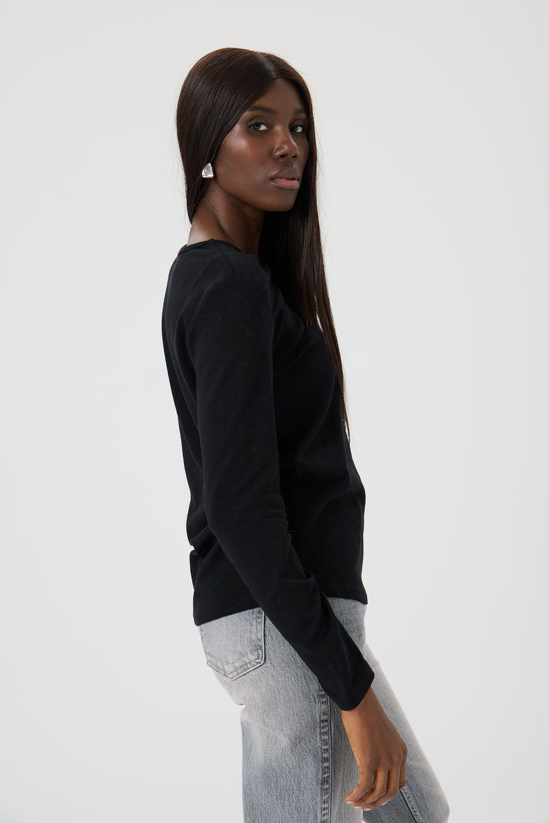 BLUZKA ESSENTIEL TWIST