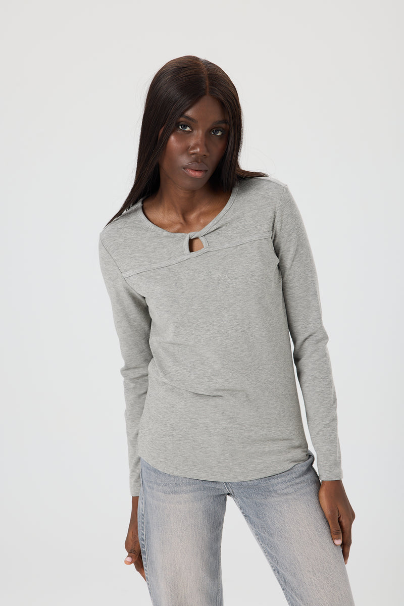 BLUZKA ESSENTIEL TWIST