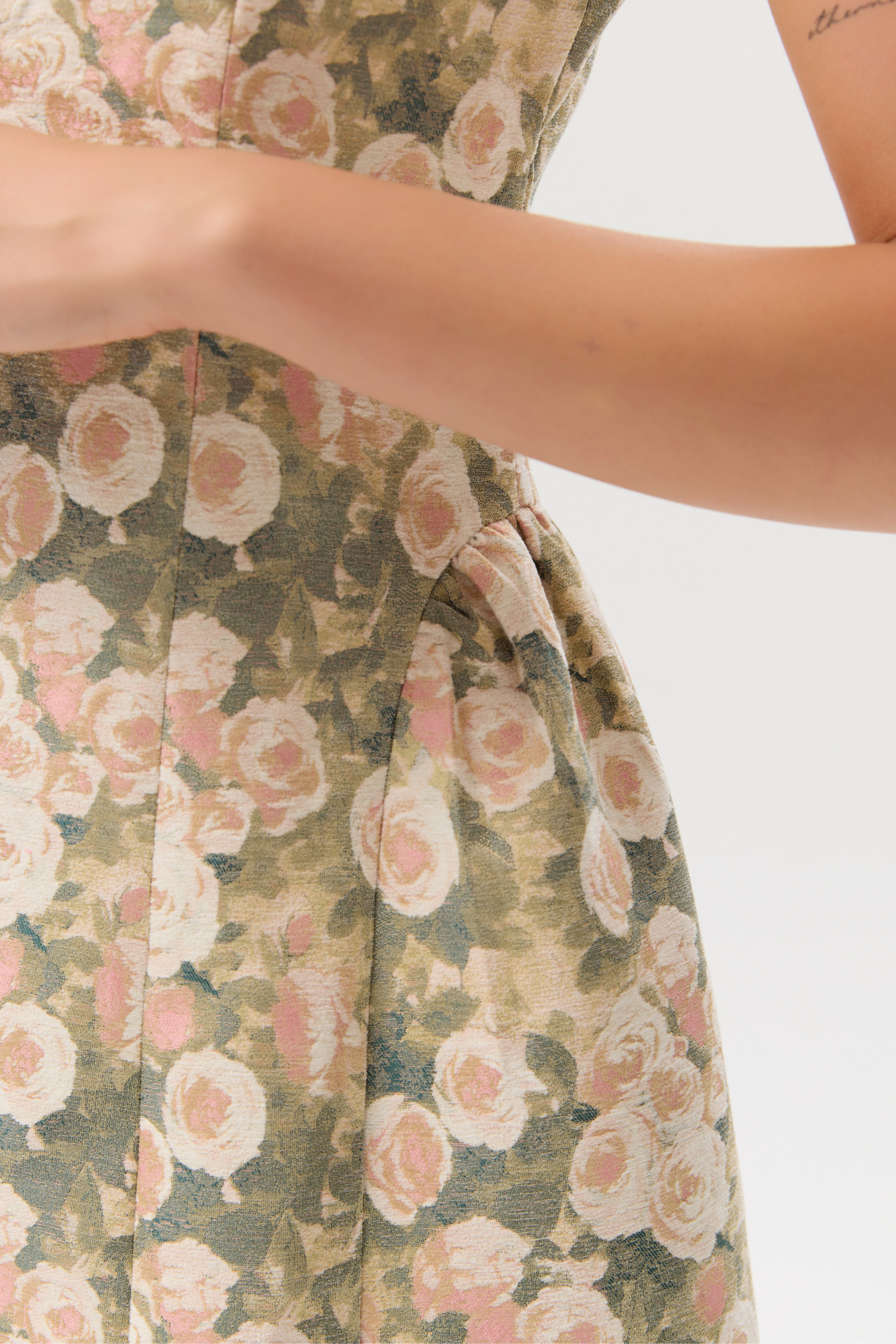 SUKIENKA ROSE COLLAR GREEN
