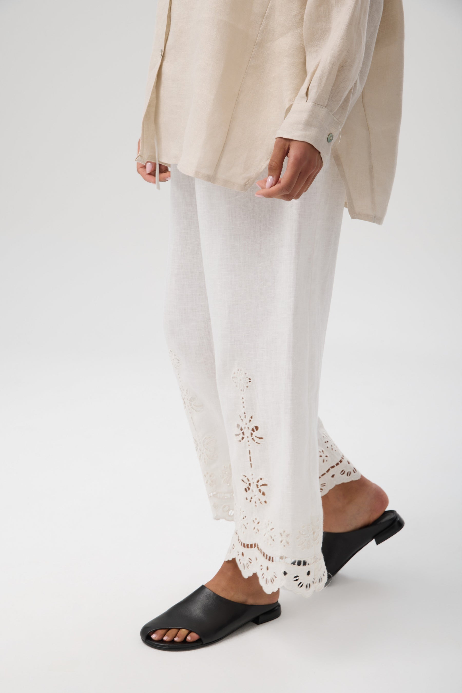 SPODNIE LEN RICAMO WHITE