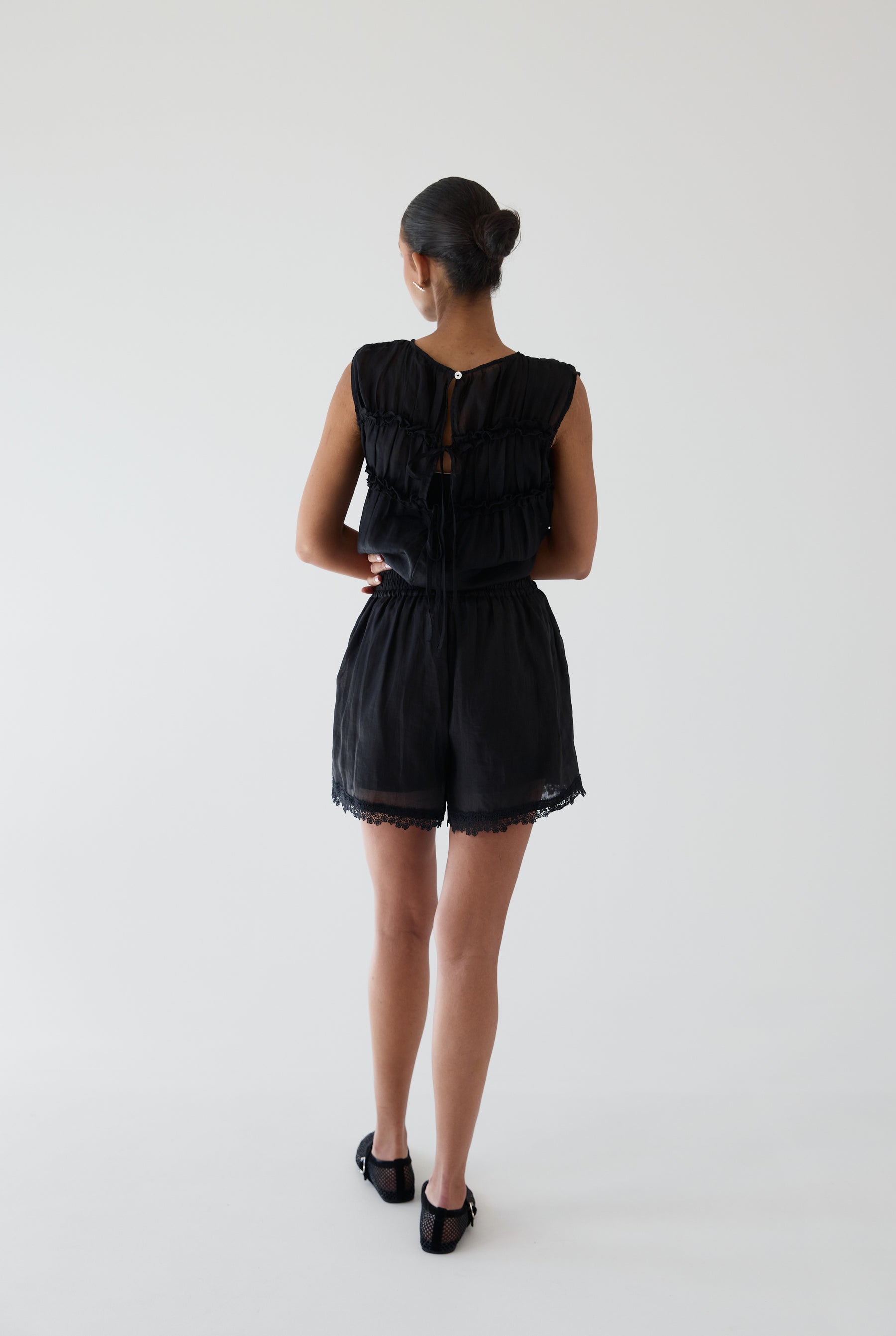 SHORTY RAMI LACE