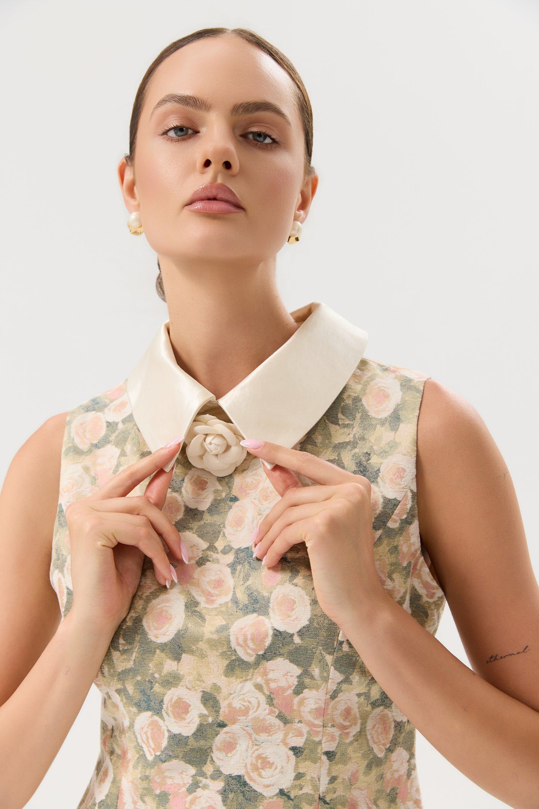 SUKIENKA ROSE COLLAR GREEN