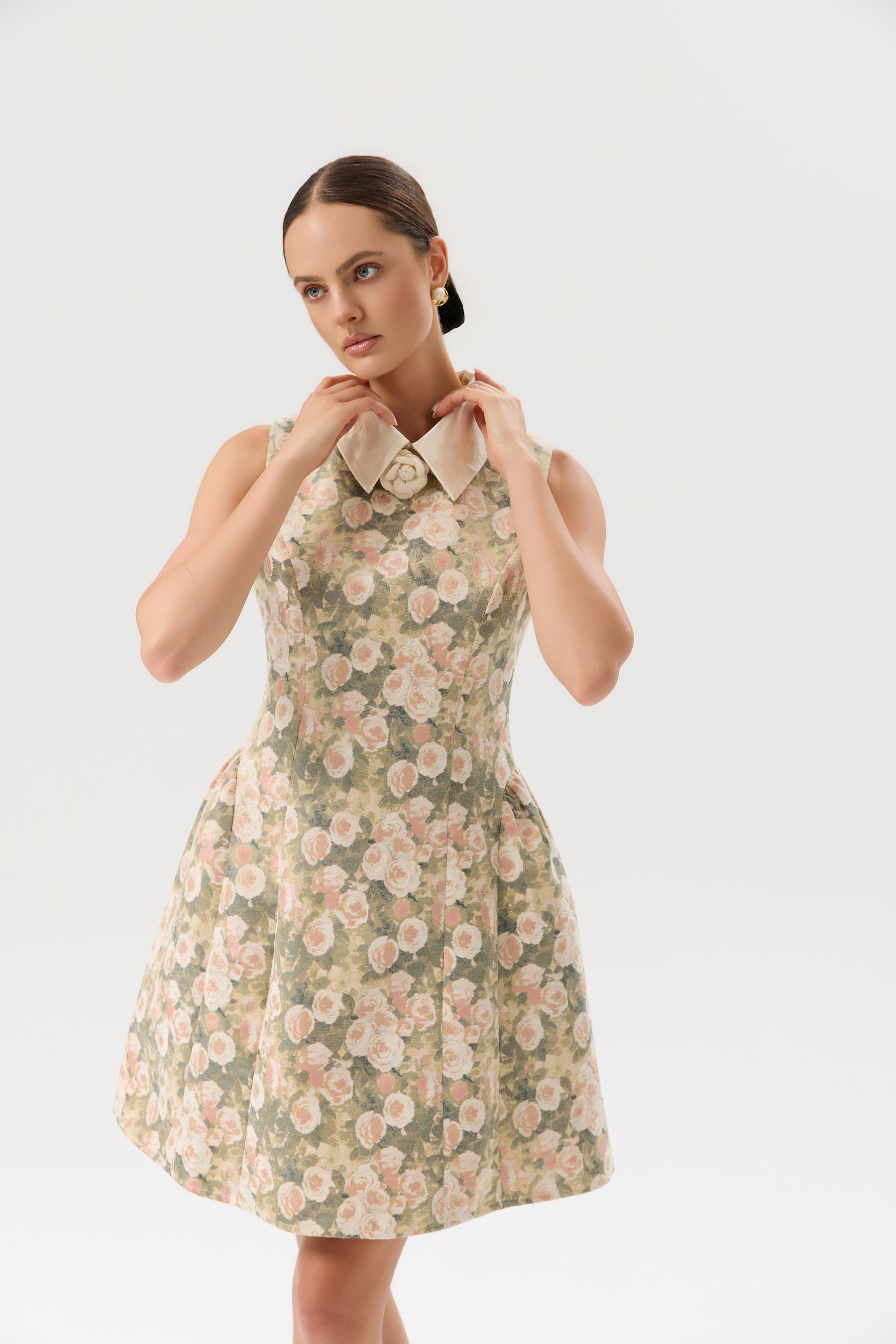 SUKIENKA ROSE COLLAR GREEN