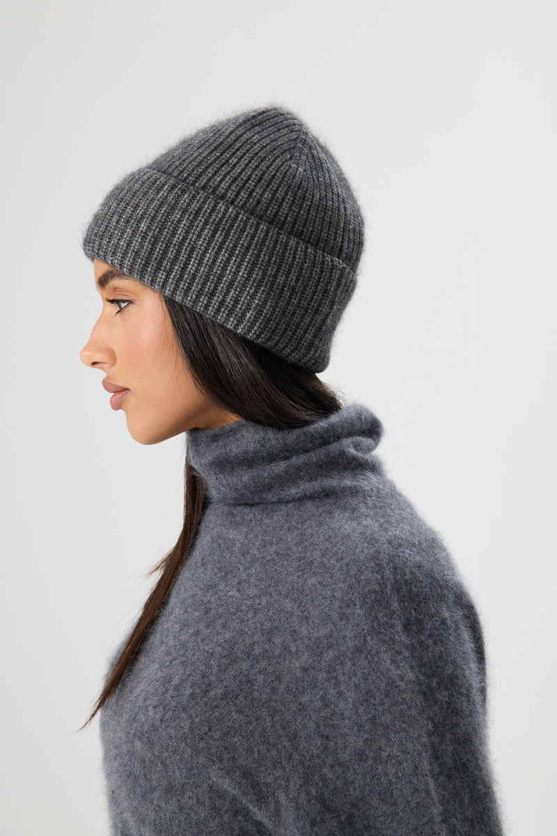 CZAPKA CLASSIC WOOL