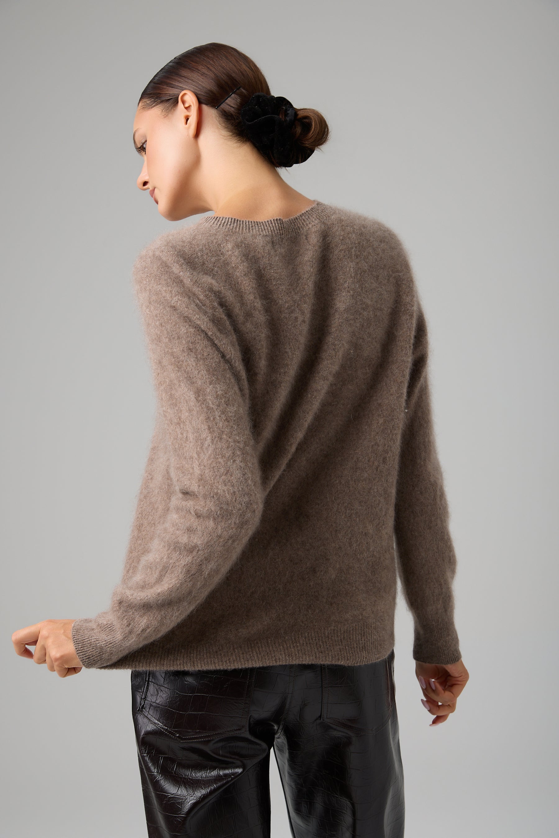 SWETER ESSENTIEL CASHMERE BLEND