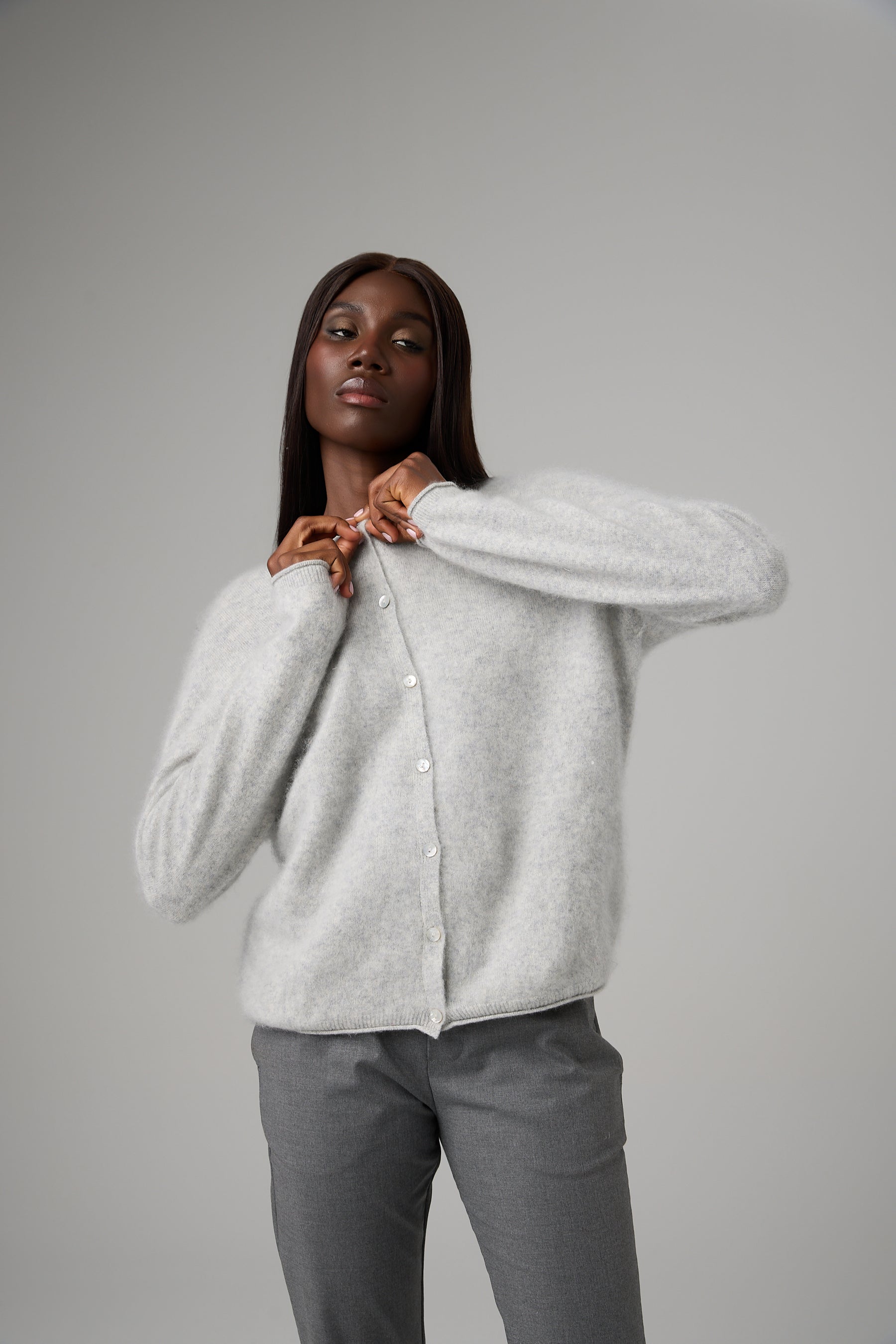 SWETER ESSENTIEL BUTTON