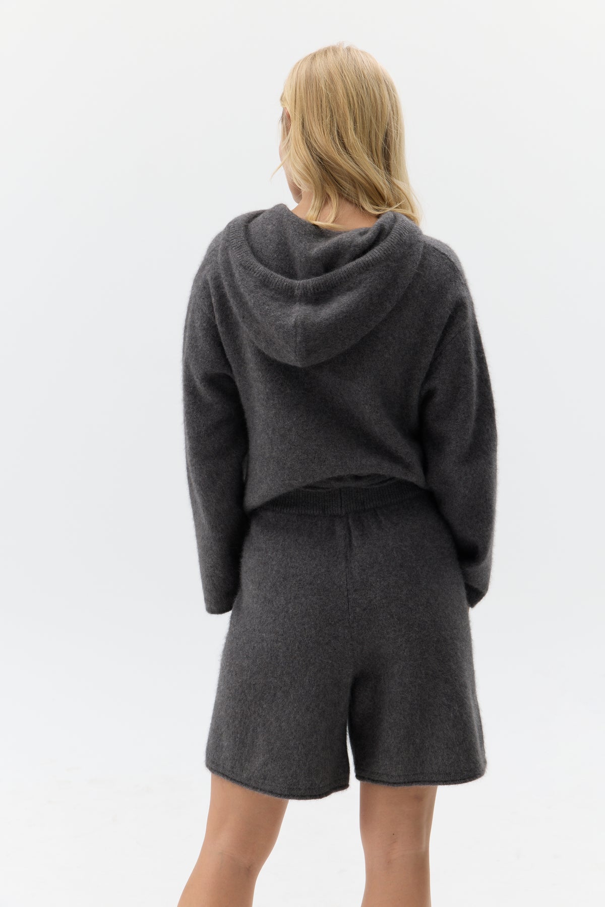 SHORTY WOOL BASIC