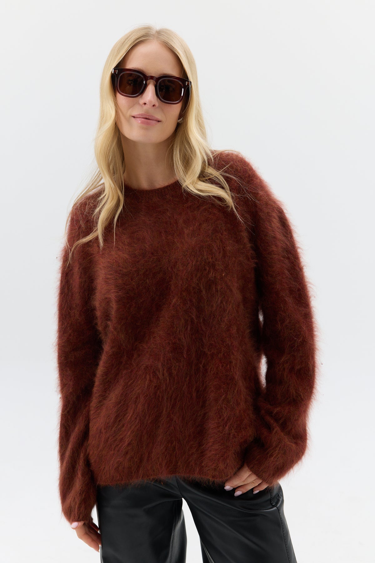 SWETER FLUFFY TOUCH