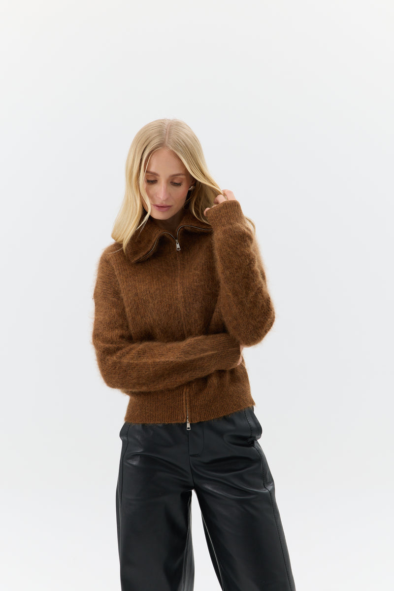 SWETER ZIP VELARIA