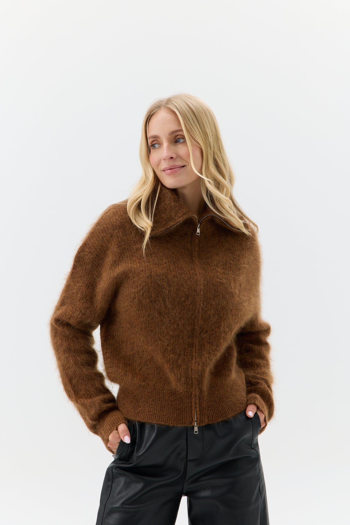 SWETER ZIP VELARIA